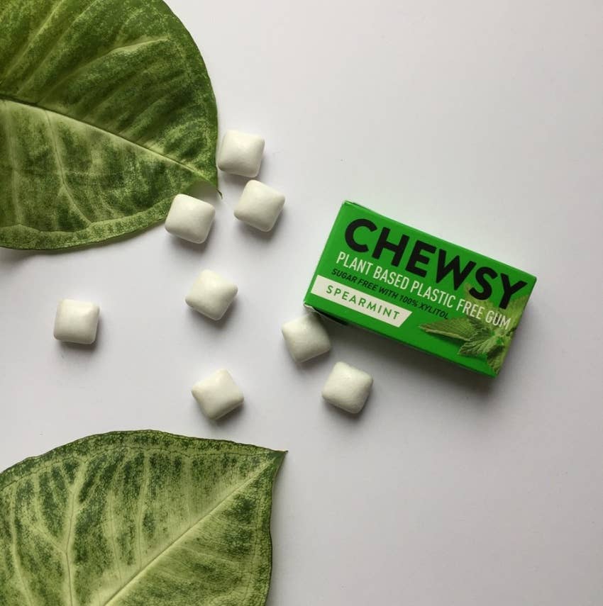 Plastic free chewing gum: Lemon